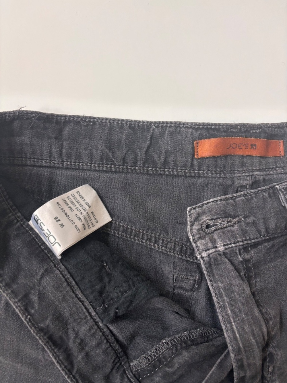 Joe’s Jeans Women’s Black Denim Shorts Pre-Owned Stretch Casual Mid Rise - Picture 4 of 5